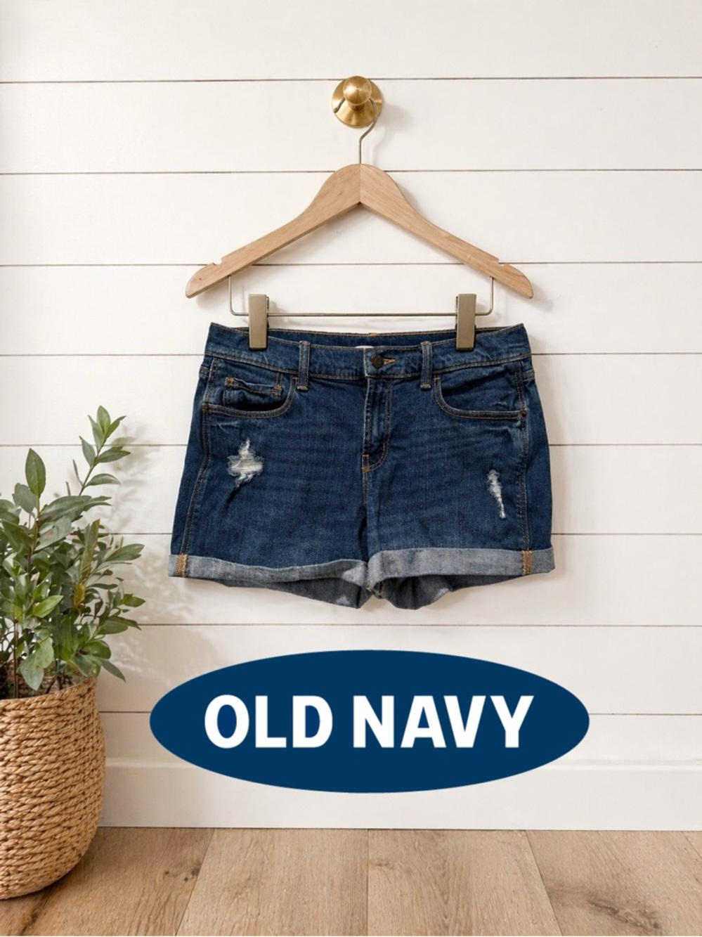 💙🔥 Old Navy Boyfriend Jean Shorts Size 6 Distressed Cuffed Denim Casual Summer